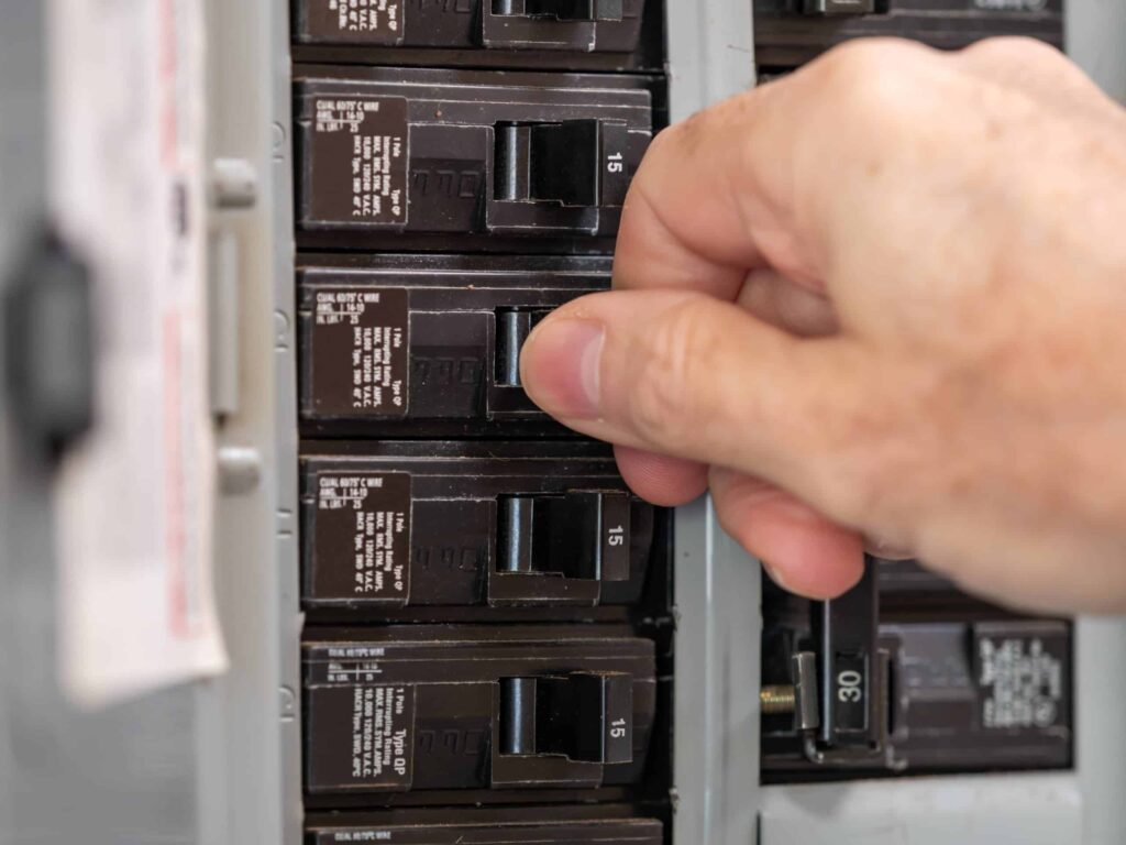 Observe Circuit Breakers