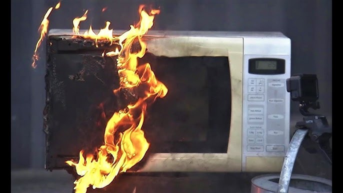 microwave catch fire due to thermos